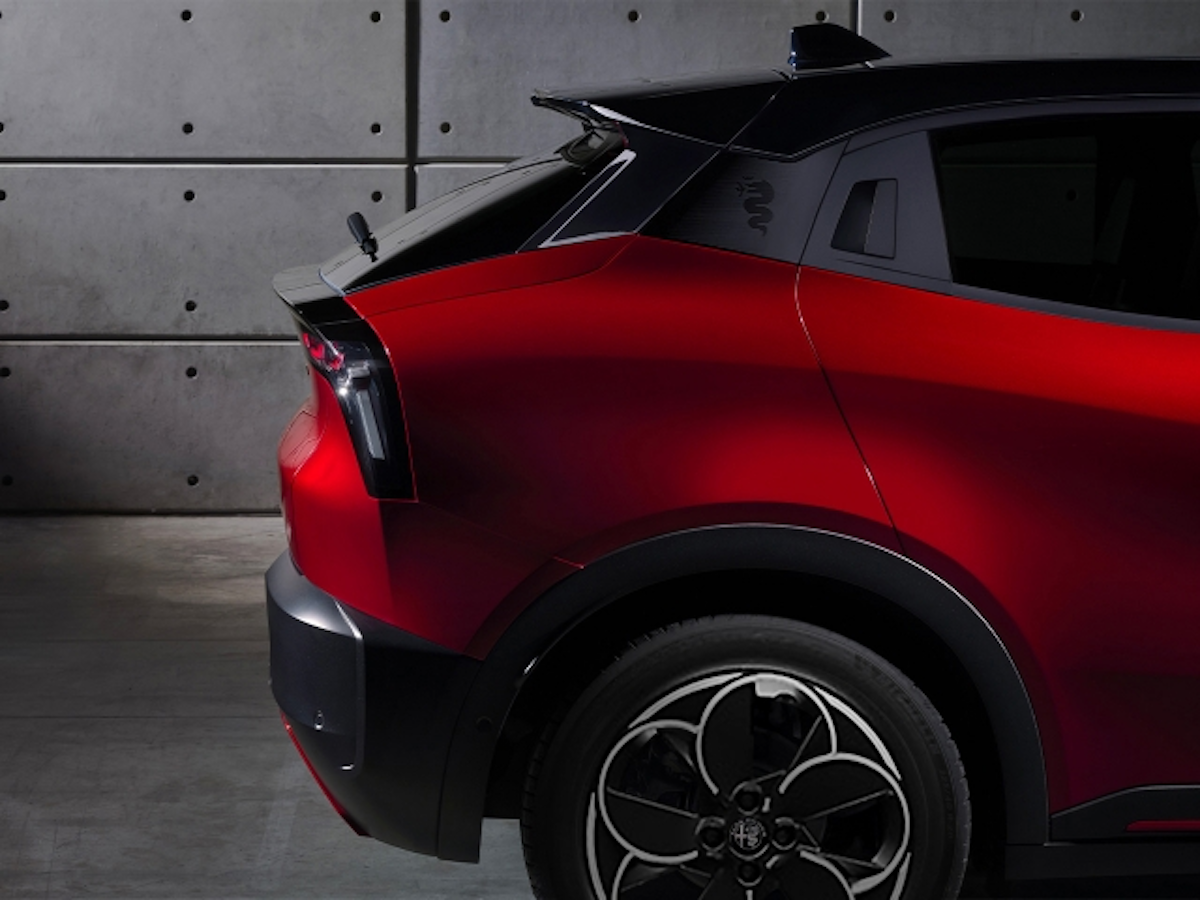 alfa-romeo-junior-rear-design.png