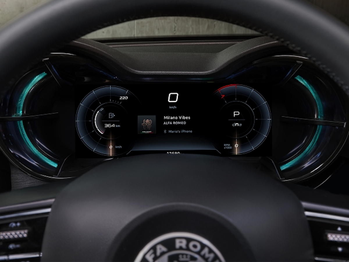 alfa-romeo-junior-cockpit.png